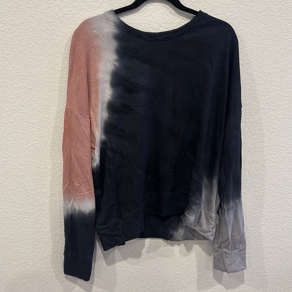 sundry sweat set top - 4 bottoms -2